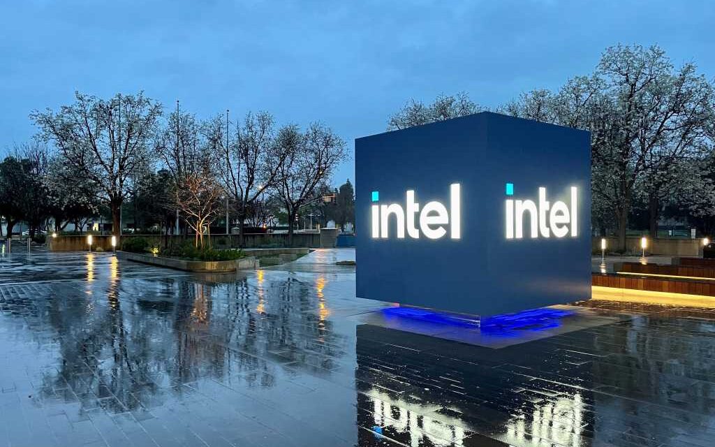 Intel set to spin off FPGA unit