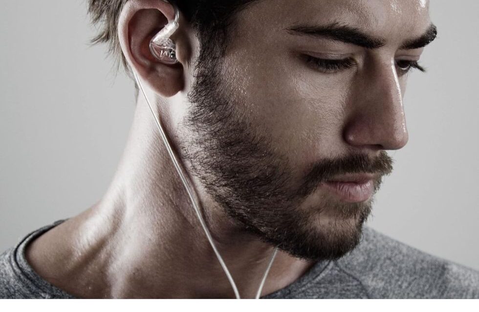 Snag These Top-Rated Wired Earbuds for Under $20 on Amazon