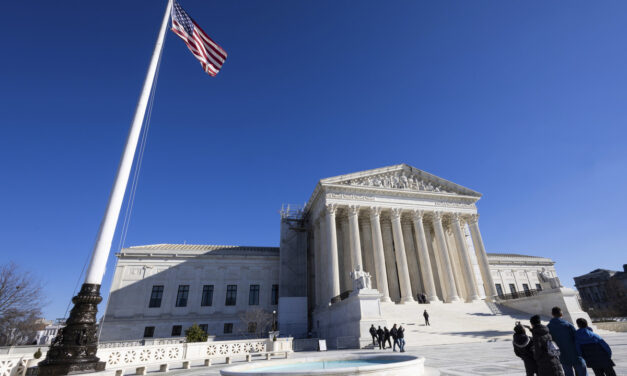 Nearly 200 congressional Republicans urge SCOTUS to keep Trump on the ballot