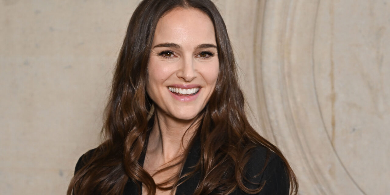 Natalie Portman’s Natural Waves Were the Star of Her Dior Couture Look