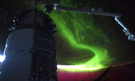 ISS astronauts witness ‘spectacular’ auroras from space (photos)