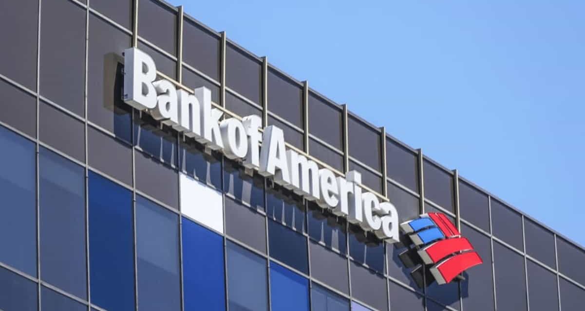 Reversal: Merrill Lynch, Wells Fargo Begin Offering Bitcoin ETFs To Clients