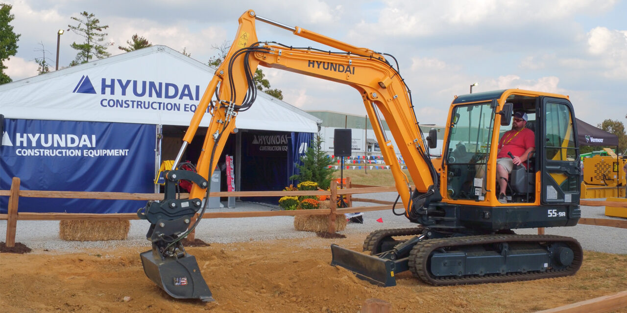 2021 Utility Expo Equipment Demo and YouTube Meet & Greet -Hyundai Booth K341
