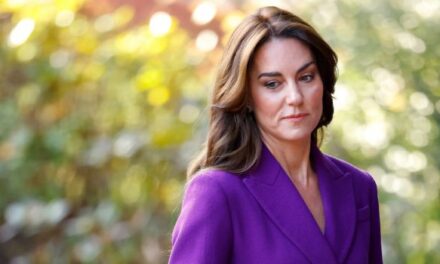Kate Middleton’s Edited Mother’s Day Photo Labeled by Instagram as ‘Altered’