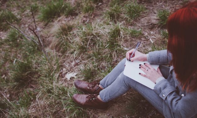 Why you should journal while soaking up nature
