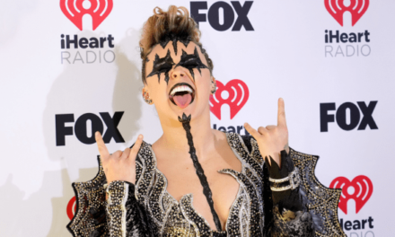 JoJo Siwa Exudes KISS Vibes in Black Outfit at 2024 iHeartRadio Music Awards: Photos