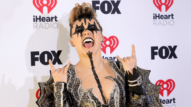JoJo Siwa Exudes KISS Vibes in Black Outfit at 2024 iHeartRadio Music Awards: Photos