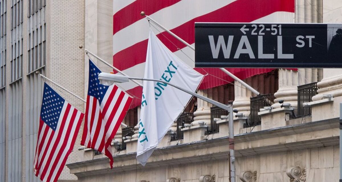 Ex-BlackRock Bitcoin ETF Lead Appointed New Vanguard CEO