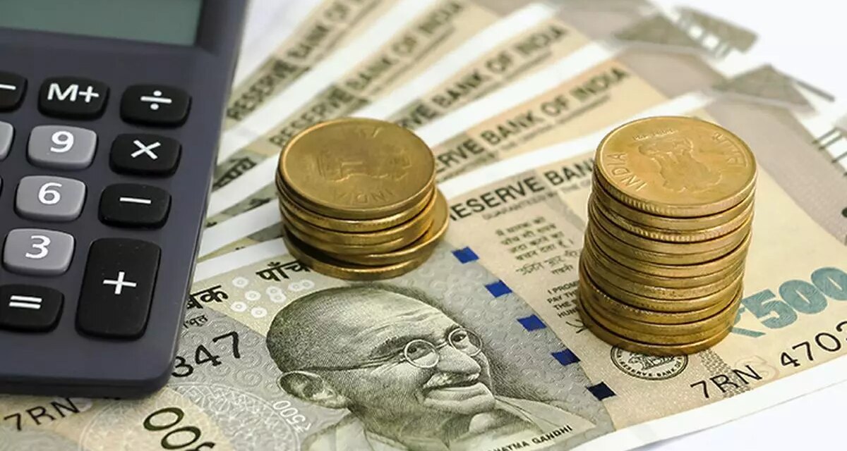 Rupee falls to record low amid outflows from stocks, bonds