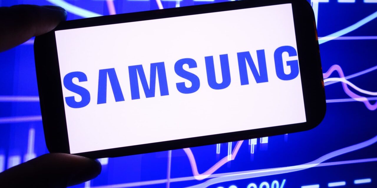 Samsung profit misses estimates, falls sharply from previous quarter as costs rise