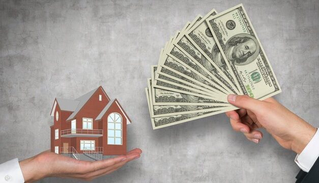 Is Buying a House With Cash a Good Idea in Today’s Market?