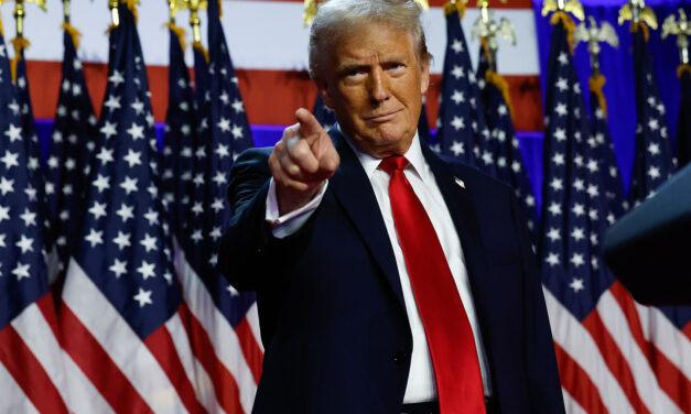 “I’d love that”: Trump welcomes a showdown with Obama to take third-term