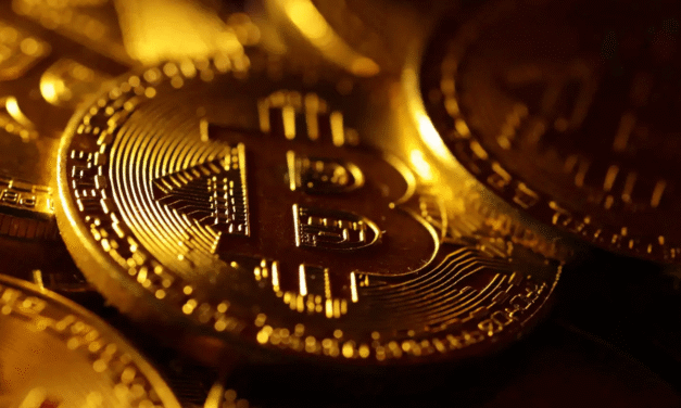 Bitcoin Price Watch: $85K Pivot Sets Stage for Weekend Fireworks