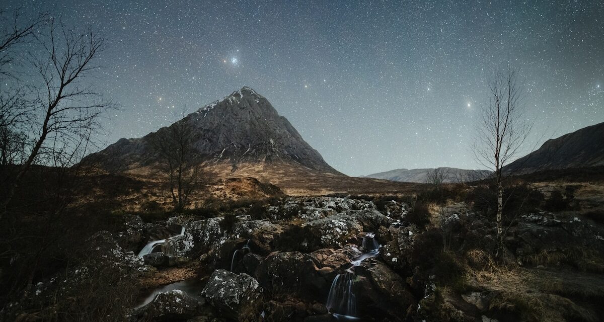 9 reasons to look up this May, from vanishing rings to a flower moon