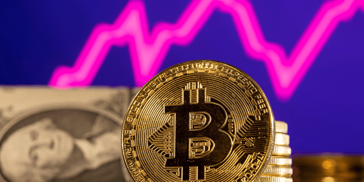 Bitcoin Price Watch: Daily Momentum Strong, But Short-Term Charts Signal Caution