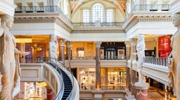 Caesars Palace Famous Chinese Restaurant Closes After a Decade