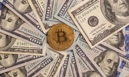 Former IMF Chief Economist: Bitcoin Undermines Dollar Hegemony in $25 Trillion Shadow Economy