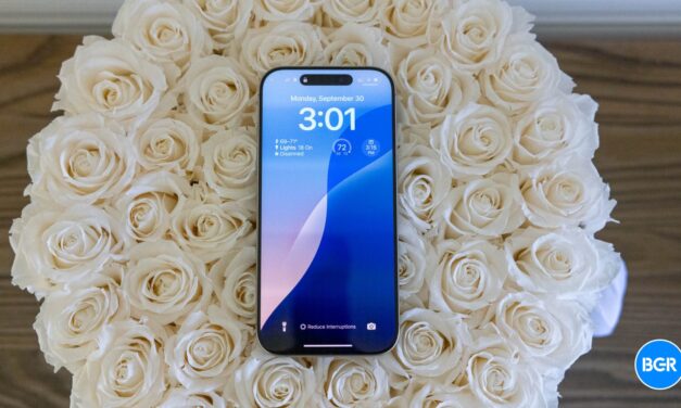Massive iOS 26 makeover is all about the revolutionary iPhone 20 design