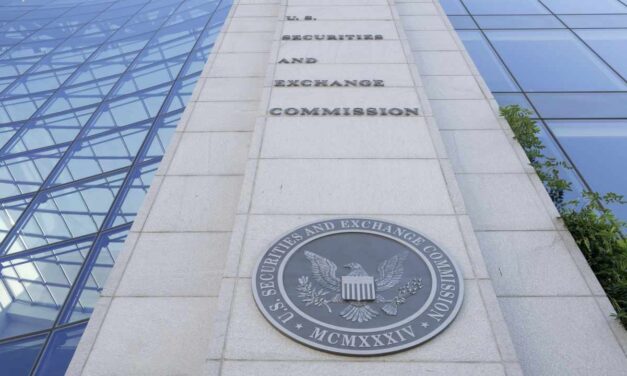 SEC Chair Champions Self-Custody Rights—New Exemption Could Fuel Crypto Boom