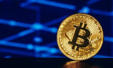 Bitcoin ETFs See $602 Million Surge as Inflow Momentum Builds