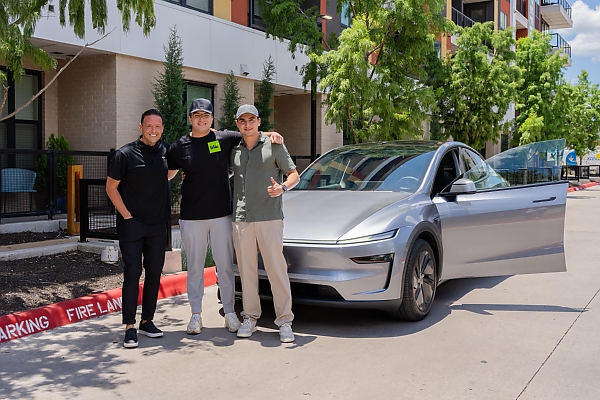 Tesla Model Y Drove Itself From Gigafactory To Its New Owner’s Home 30-min Away (Video)