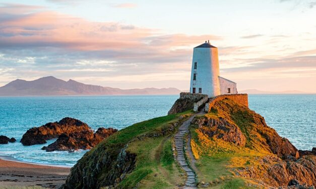 Two of the best long-distance hikes in the UK