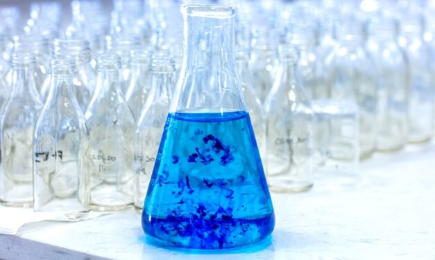 Influencers are drinking fabric dye for brain health—could it possibly work?