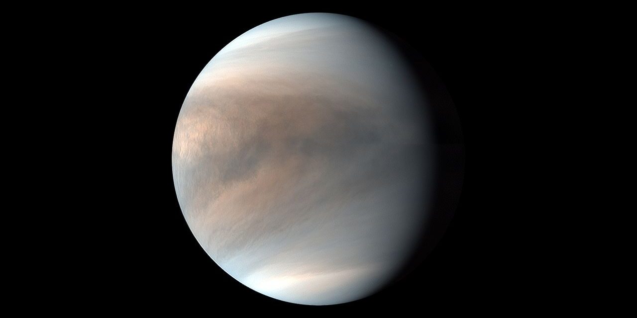 2 Earth weather satellites accidentally spy on Venus