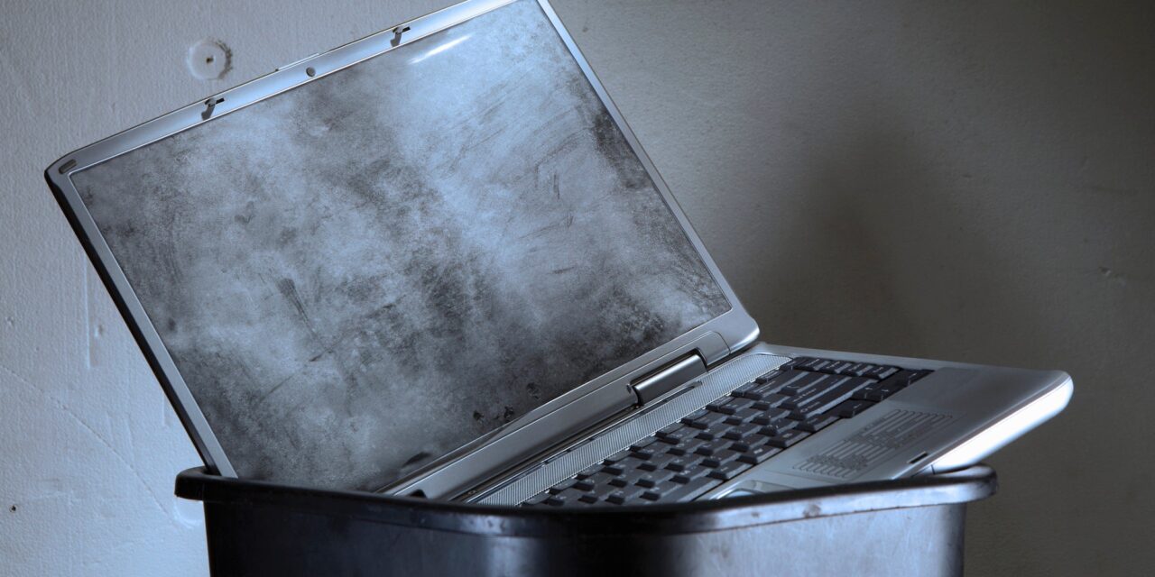 How to properly (and safely) clean your laptop