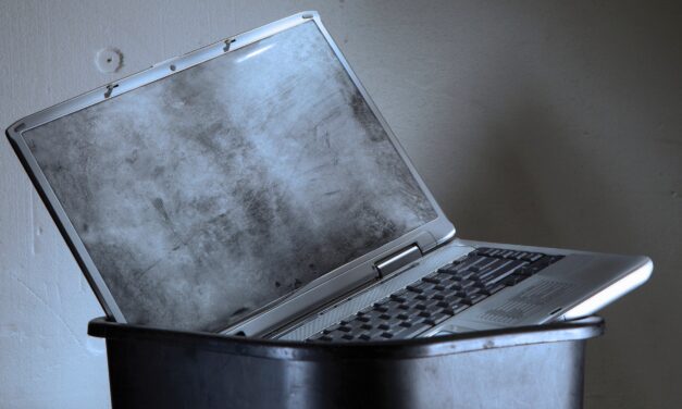 How to properly (and safely) clean your laptop