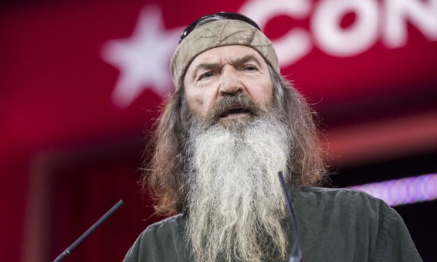 Phil Robertson: 5 Things to Know About the Late ‘Duck Dynasty’ Star