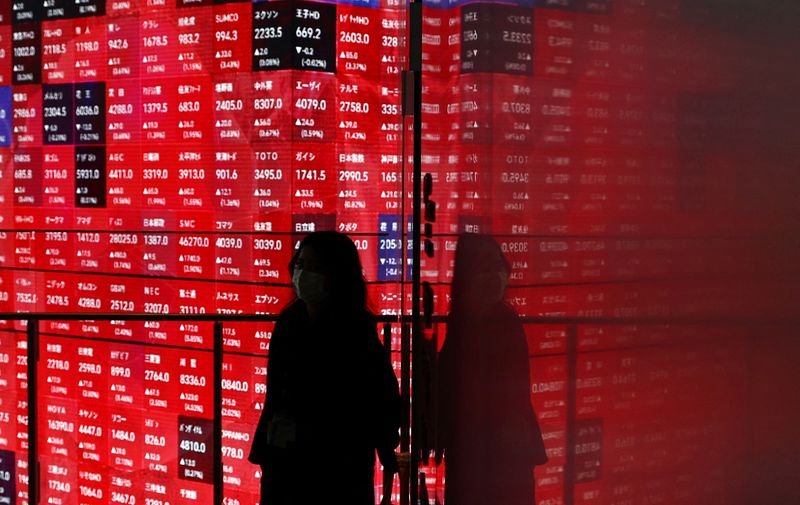 US stocks brush record highs as weak jobs data fuel rate cut bets