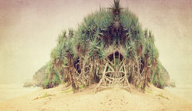 10 Deserted Islands With Bizarre and Forgotten Histories