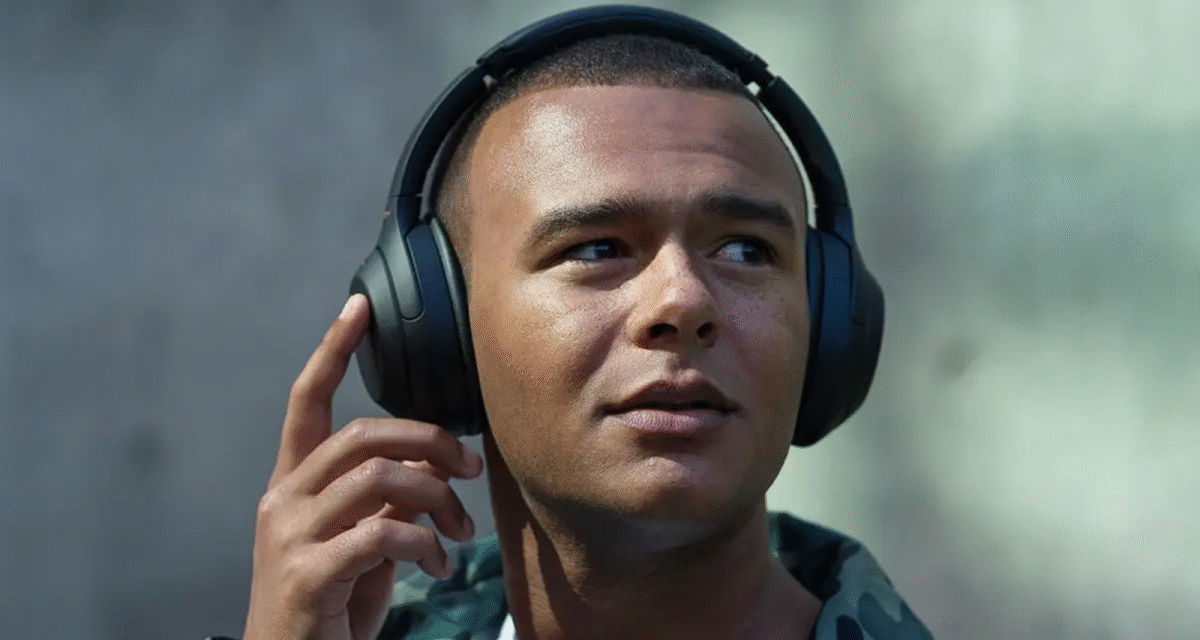 Sonys still-relevant WH-1000XM4 headphones are under $200