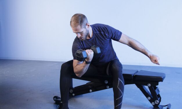 How to Do Concentration Curls the Right Way