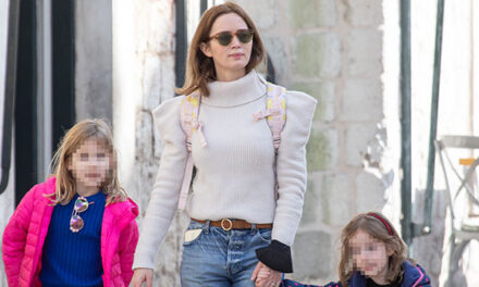 Emily Blunt’s Kids: Everything to Know About Her 2 Daughters With John Krasinski