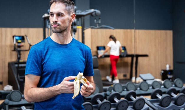 The 6 Best Natural Foods to Fuel Your Workouts, According to Dietitians