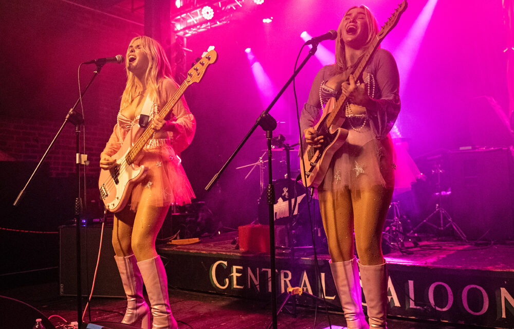 Fionn performed at the Central Saloon on October 18, 2025