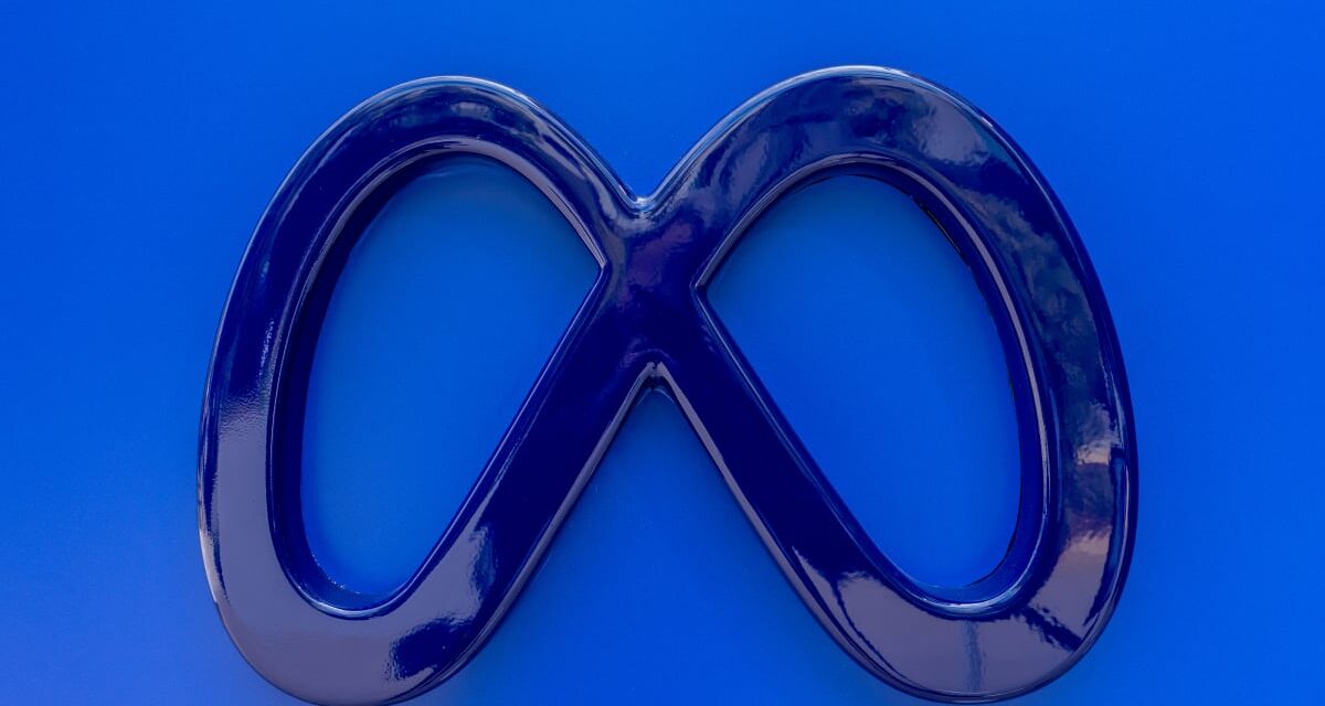 Metas Phoenix mixed reality glasses delayed to 2027