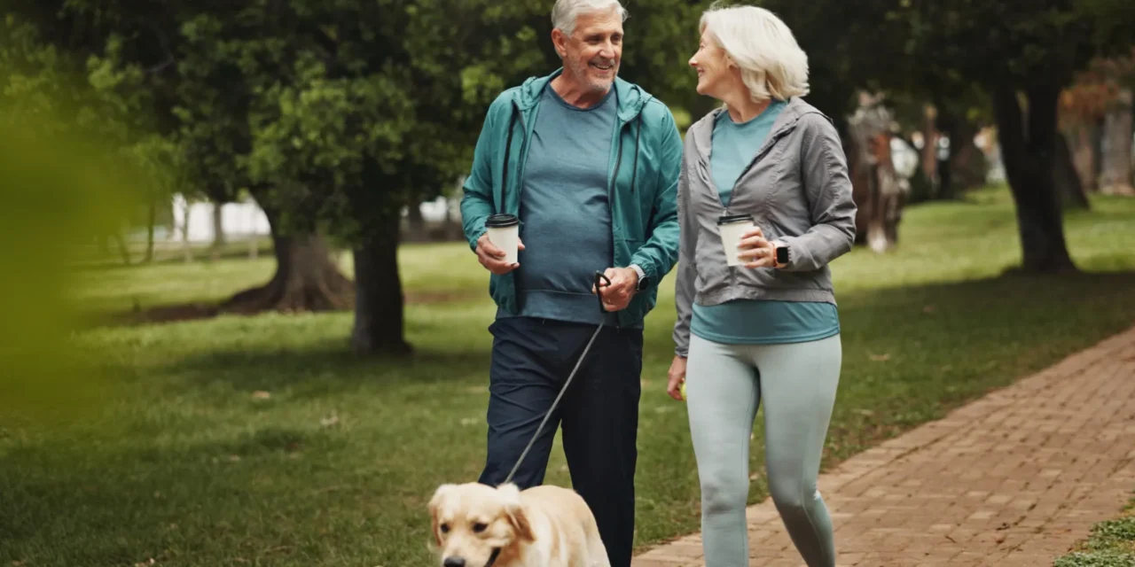 Tea may strengthen bones in older women while heavy coffee weakens them