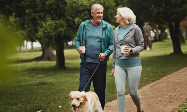 Tea may strengthen bones in older women while heavy coffee weakens them