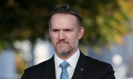 US trade chief criticises India, EU as negotiations drag on