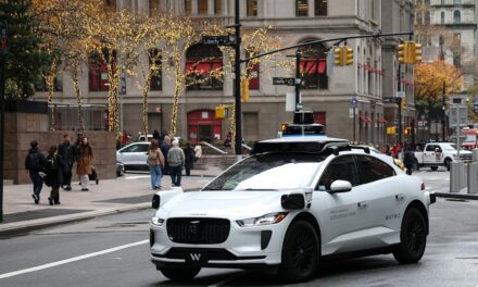 A San Francisco power outage left Waymo’s self-driving cars stranded at intersections