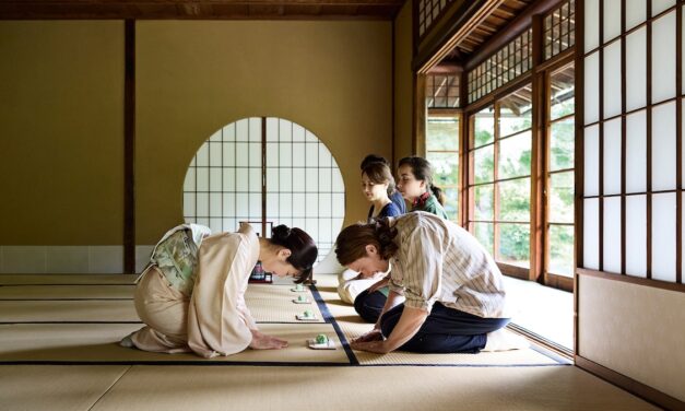 A guide to Japanese etiquette, from greetings to onsen culture