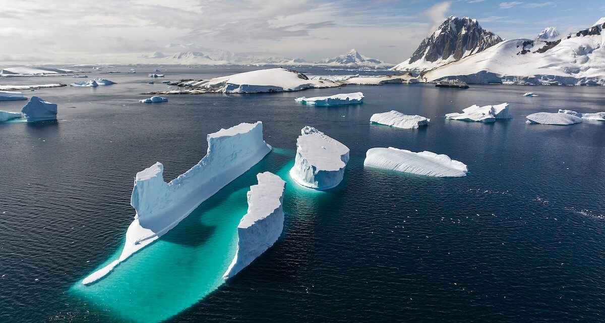 Can the cruise industry go carbon-neutral?