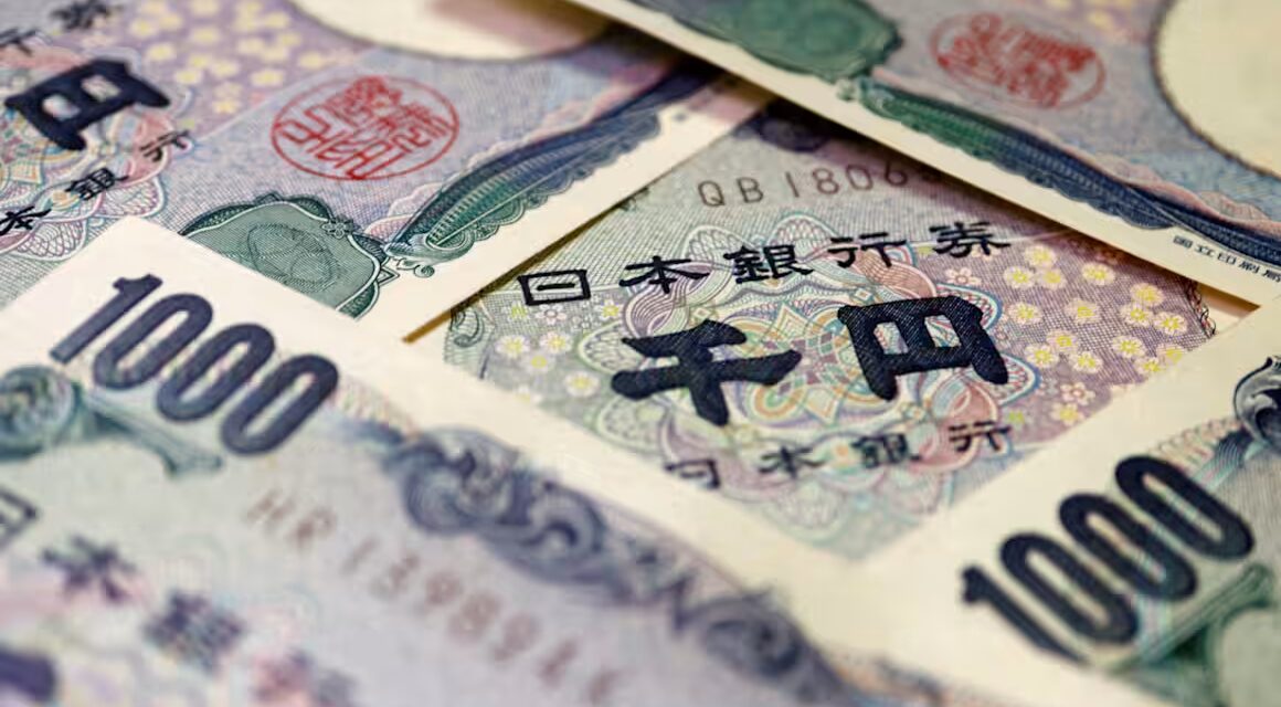 Dollar sinks to 4-month low and gold soars past $5,000 as yen leaps