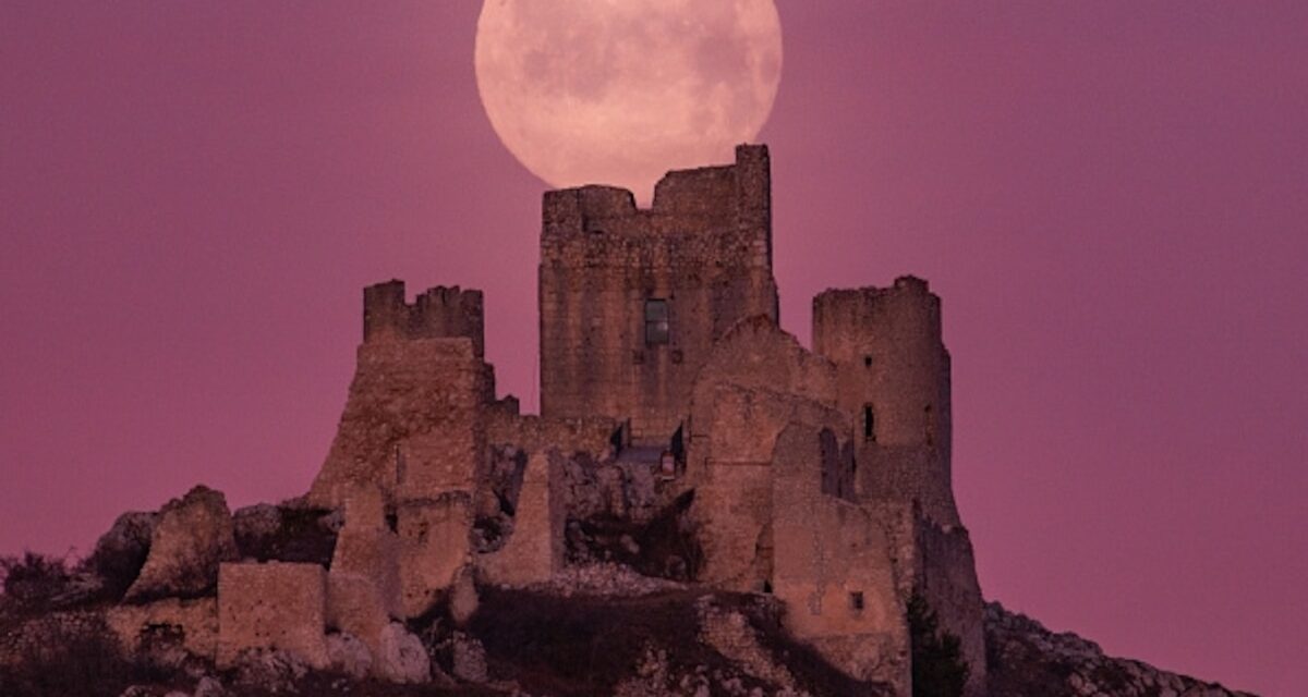 9 night sky events to see in February, from a ring-of-fire eclipse to a snow moon