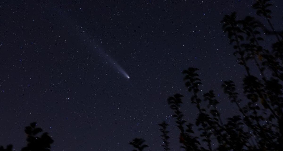 New images show the comet C/2025 K1 (Atlas) disintegrating in space