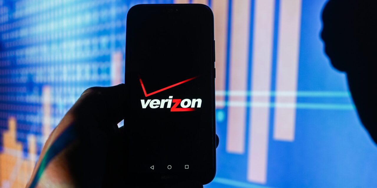 Why Is Verizon Not Working Today? Outage Cause & Restoration Updates