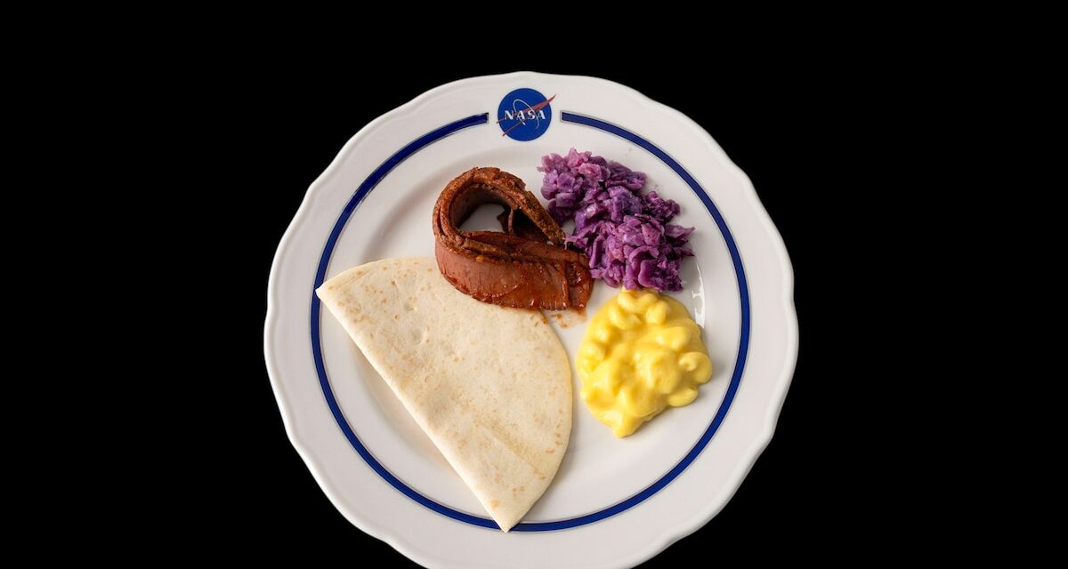 The food on Artemis II is surprisingly tasty—but it still won’t be good enough for Mars
